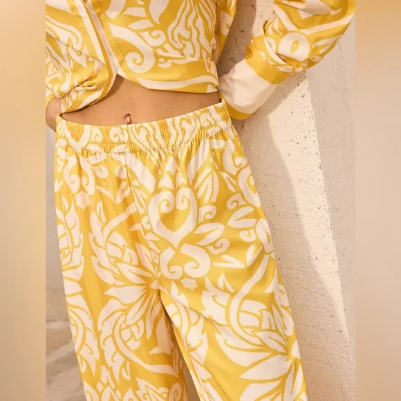 Commense Patterned Mid-Waisted Wide-Leg Pants - Picture 6 of 11